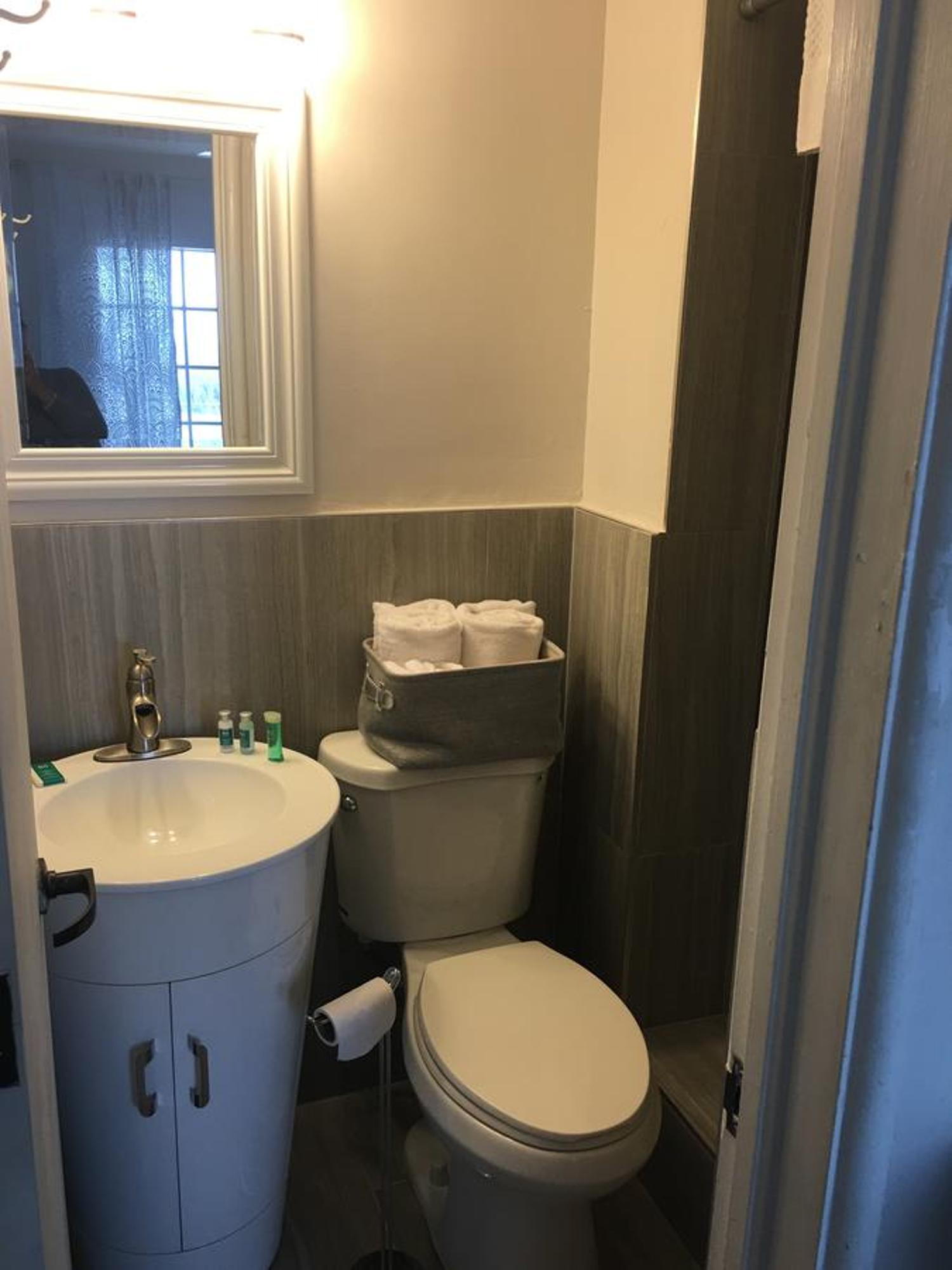 Courtyard Villa Hotel 로더데일-바이더시 외부 사진